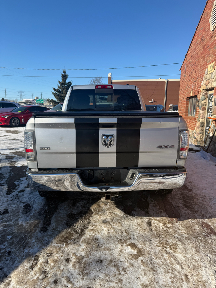 RAM 1500 SLT Quad Cab 4WD 2011