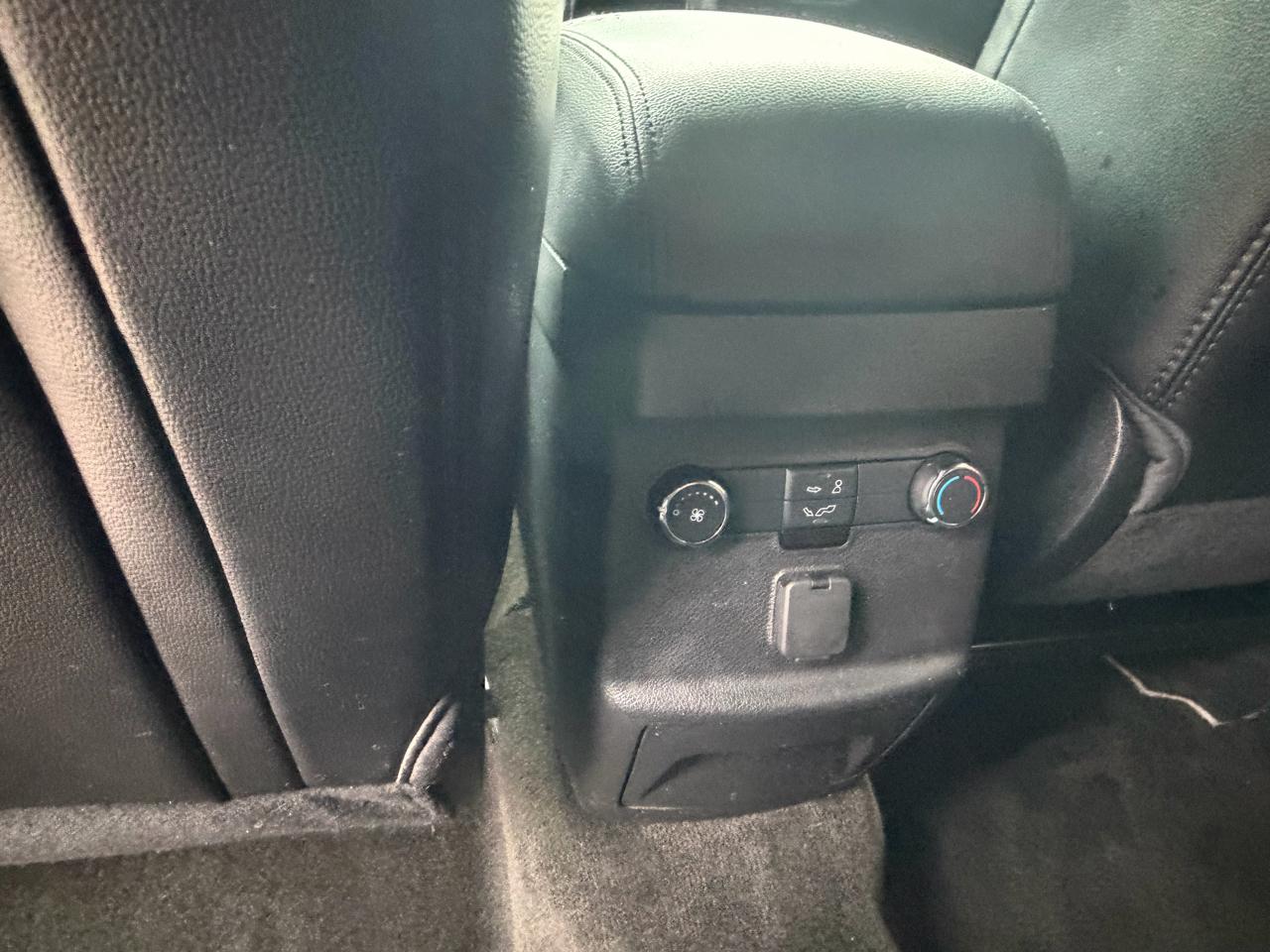 Ford Explorer XLT FWD 2018