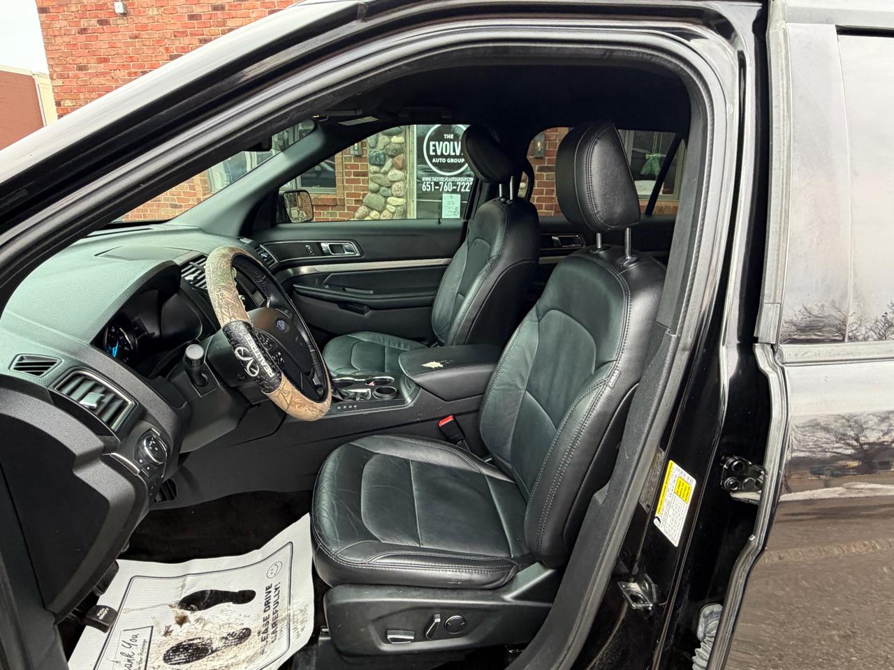 Ford Explorer XLT FWD 2018