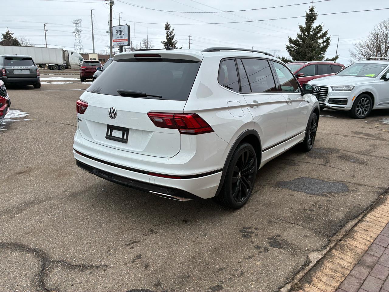Volkswagen Tiguan SE 2021