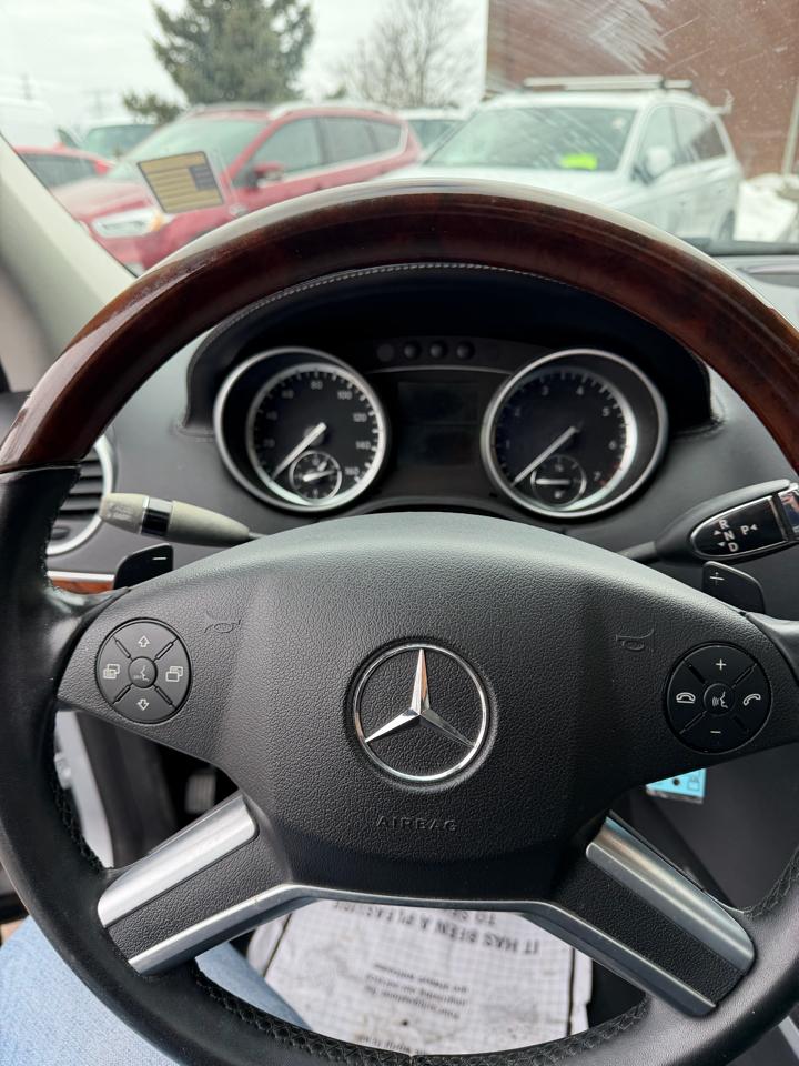 Mercedes-Benz GL-Class GL450 4MATIC 2011