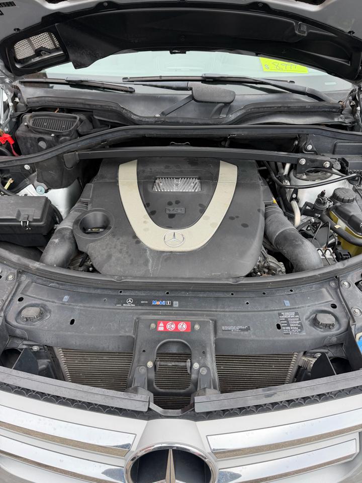 Mercedes-Benz GL-Class GL450 4MATIC 2011