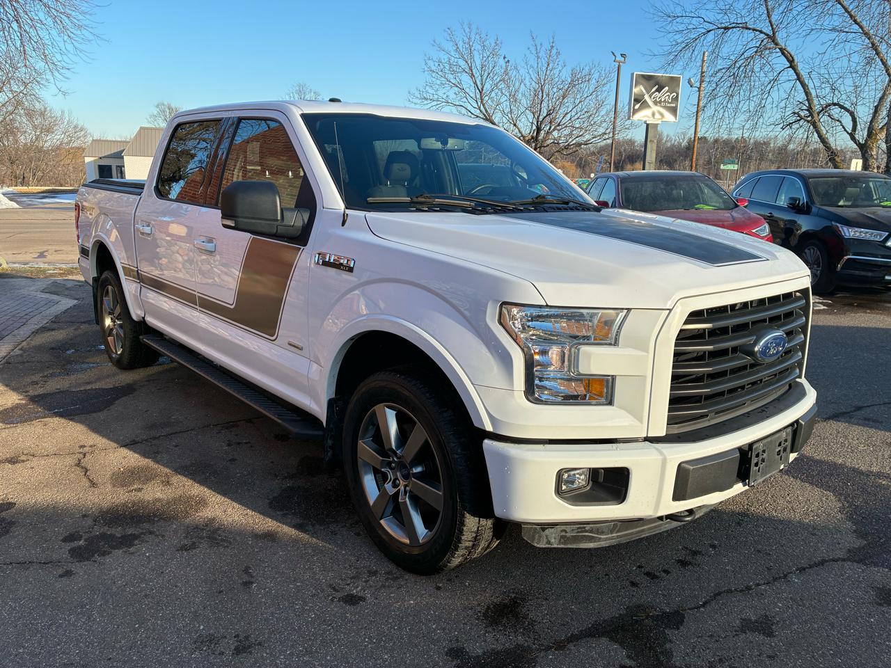 Ford F-150 XLT 4WD SuperCrew 5.5' Box 2015