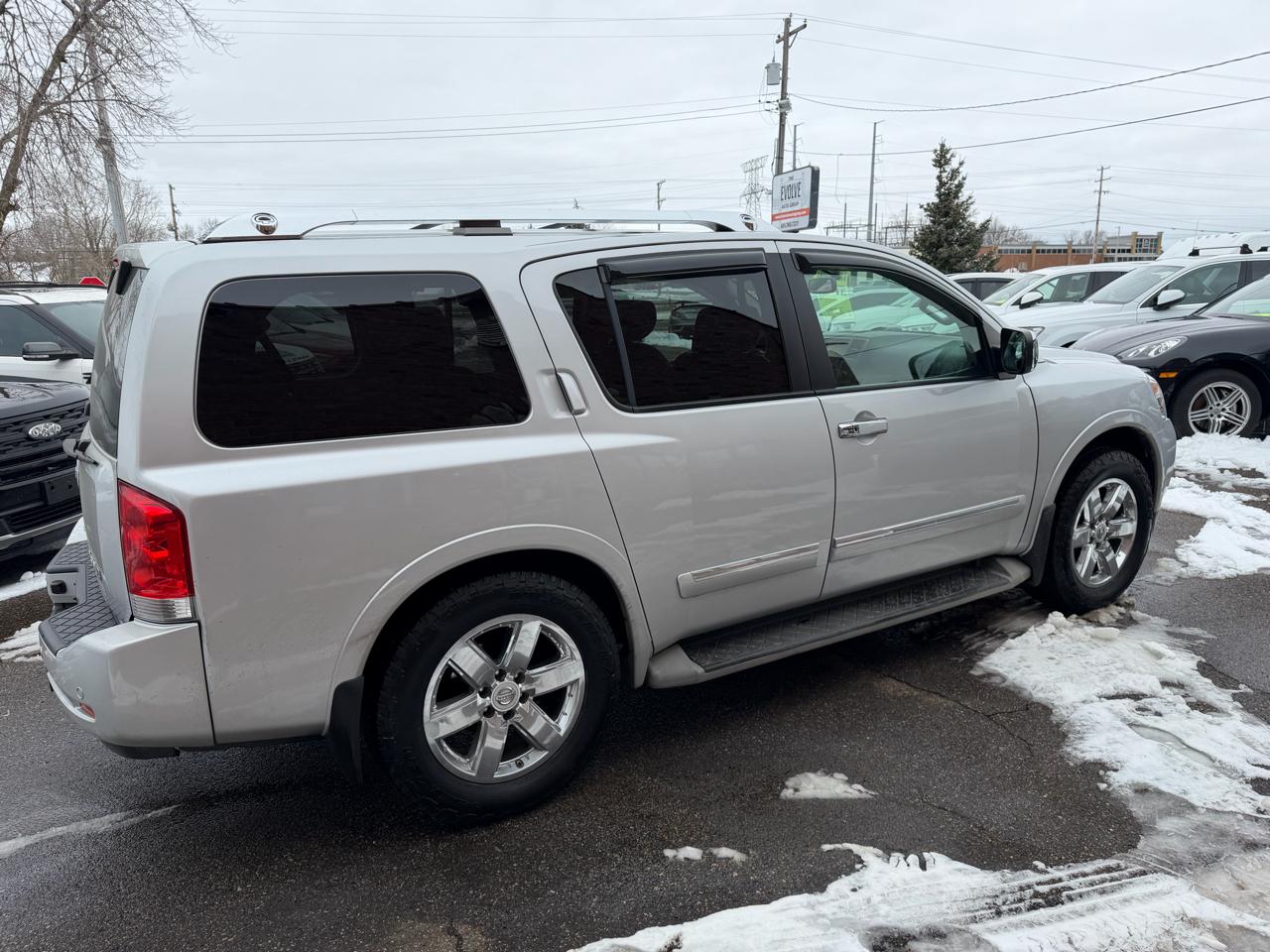 Nissan Armada Platinum 4WD 2014