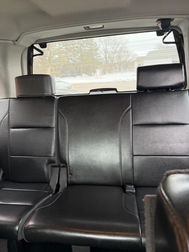 Nissan Armada Platinum 4WD 2014