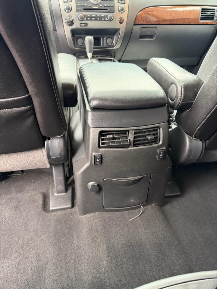 Nissan Armada Platinum 4WD 2014