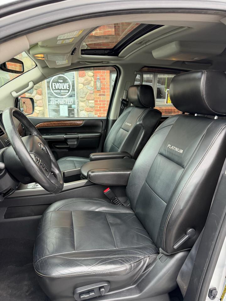 Nissan Armada Platinum 4WD 2014