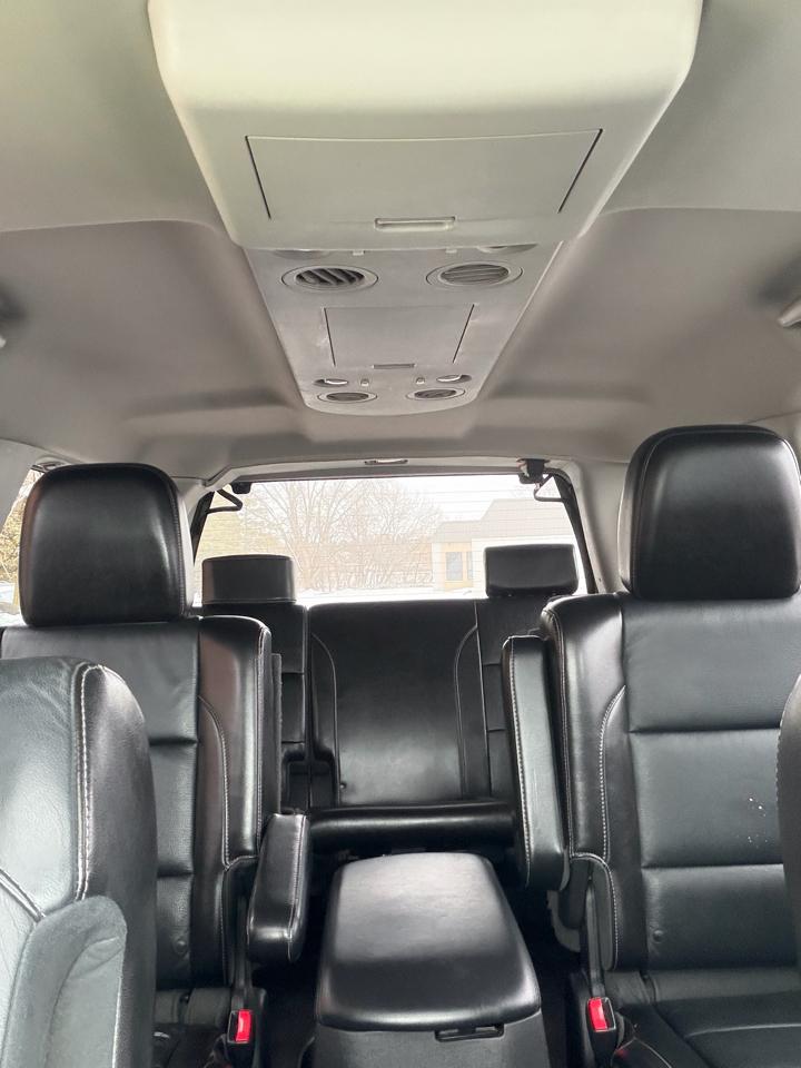 Nissan Armada Platinum 4WD 2014