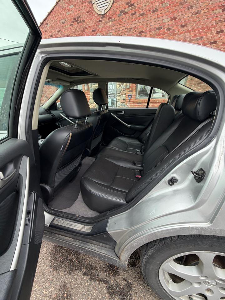 Infiniti G35 Sedan AWD with Leather 2004