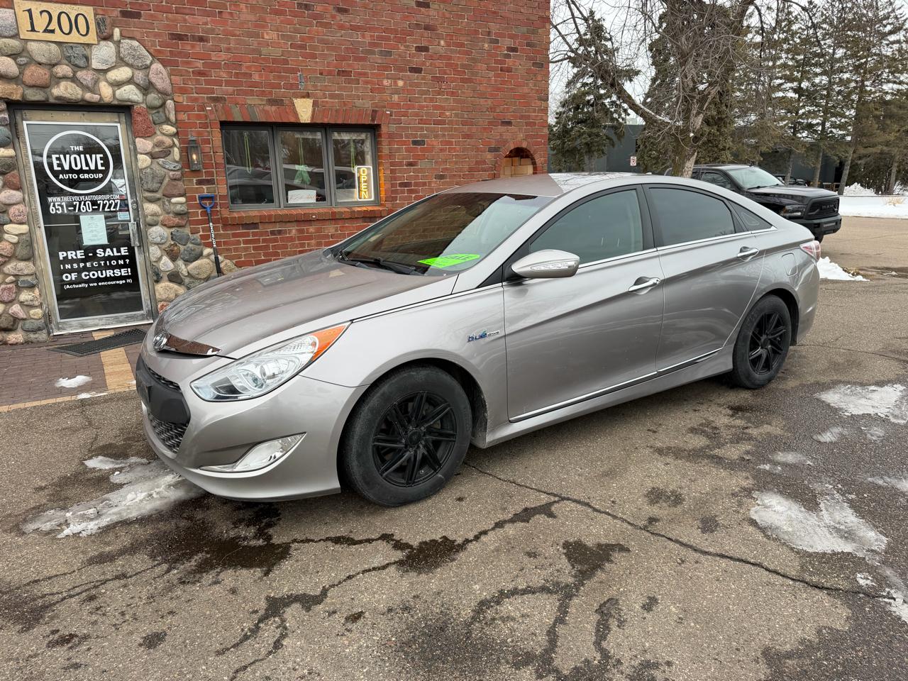2012 Hyundai Sonata Hybrid Base