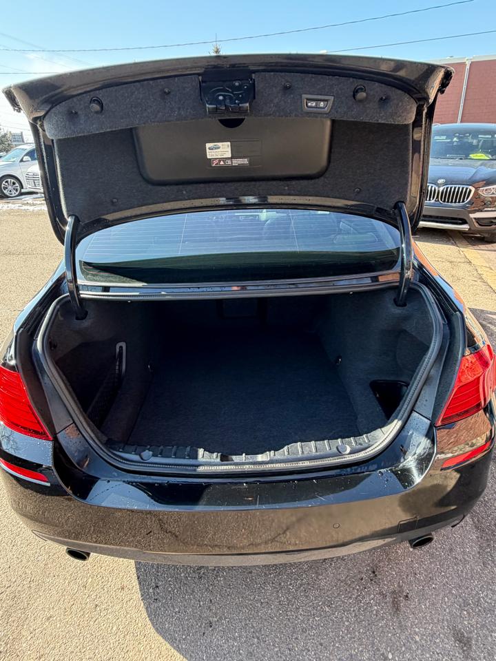 BMW 5-Series 535i xDrive 2016