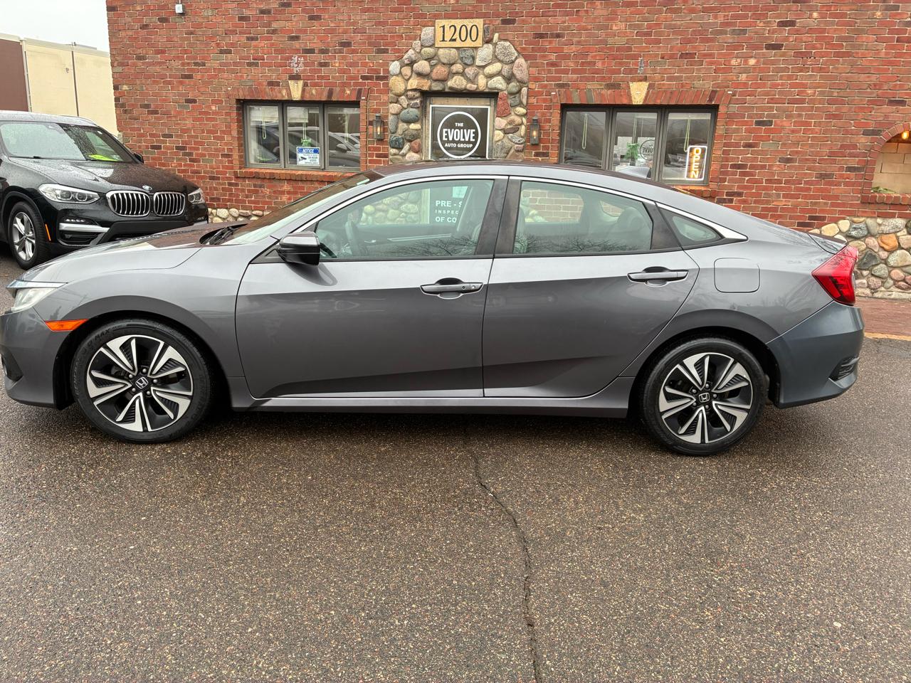 Honda Civic EX-T Sedan CVT 2016