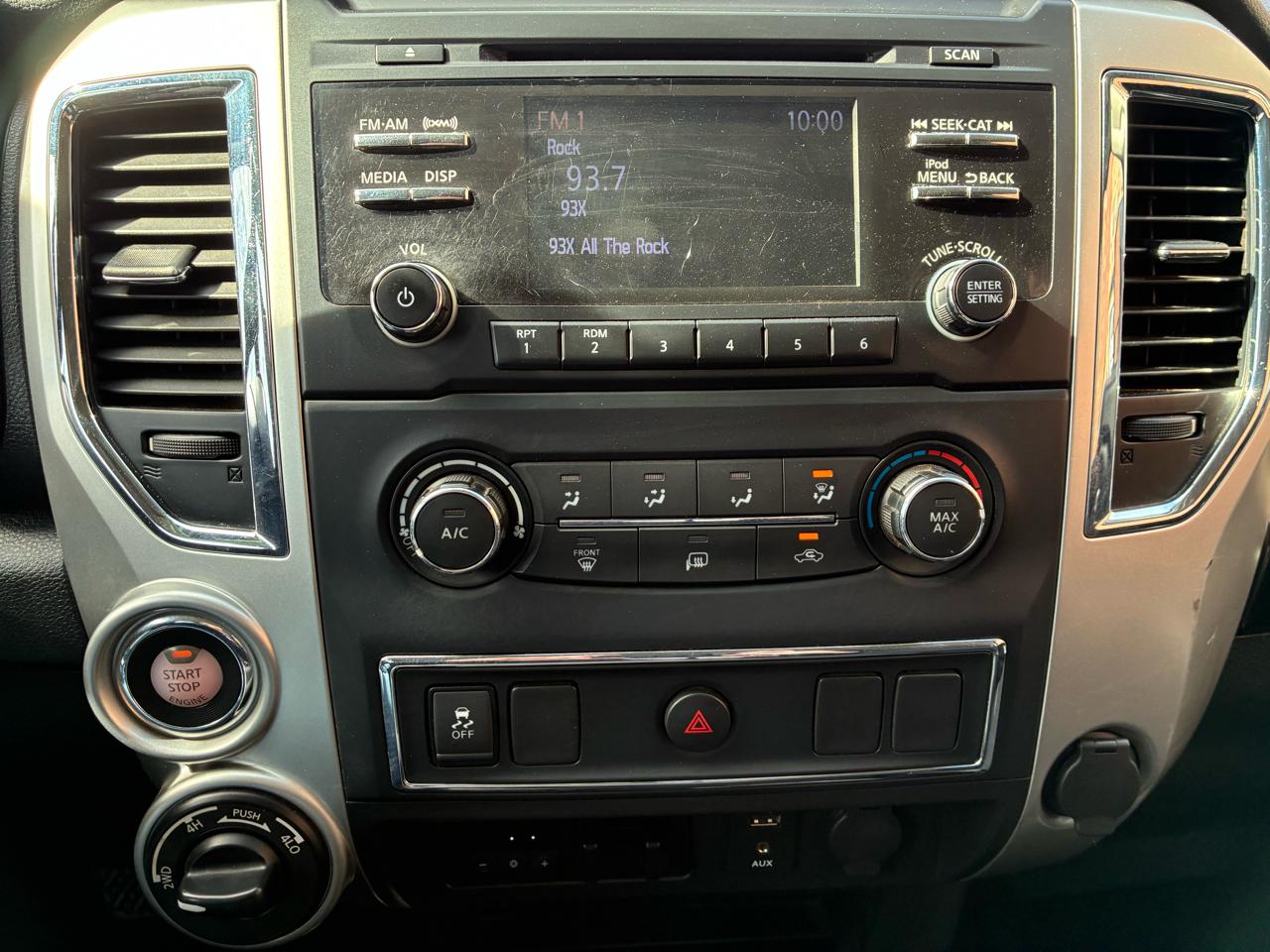 Nissan Titan XD S Crew Cab 4WD 2018