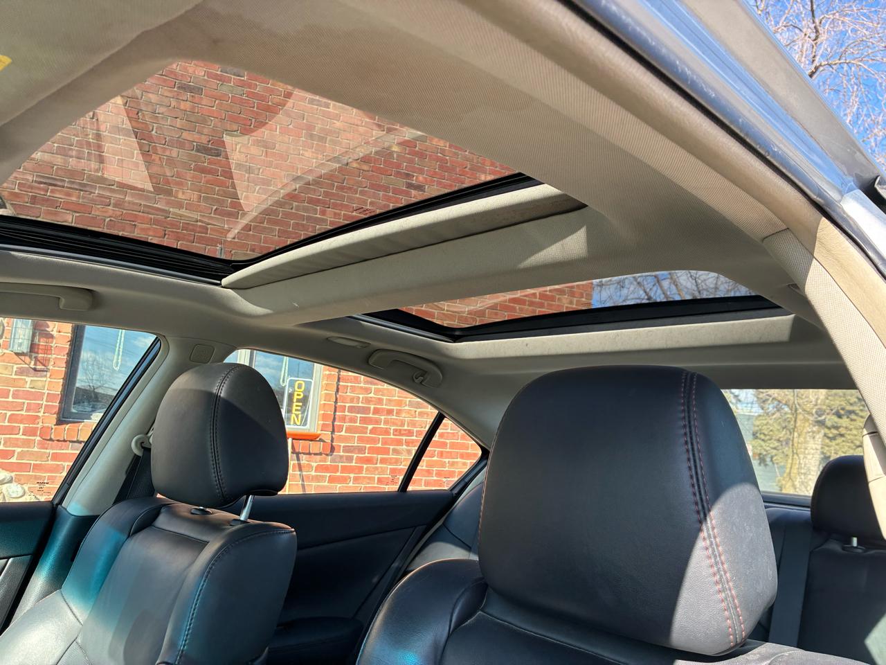 Nissan Maxima SV 2011