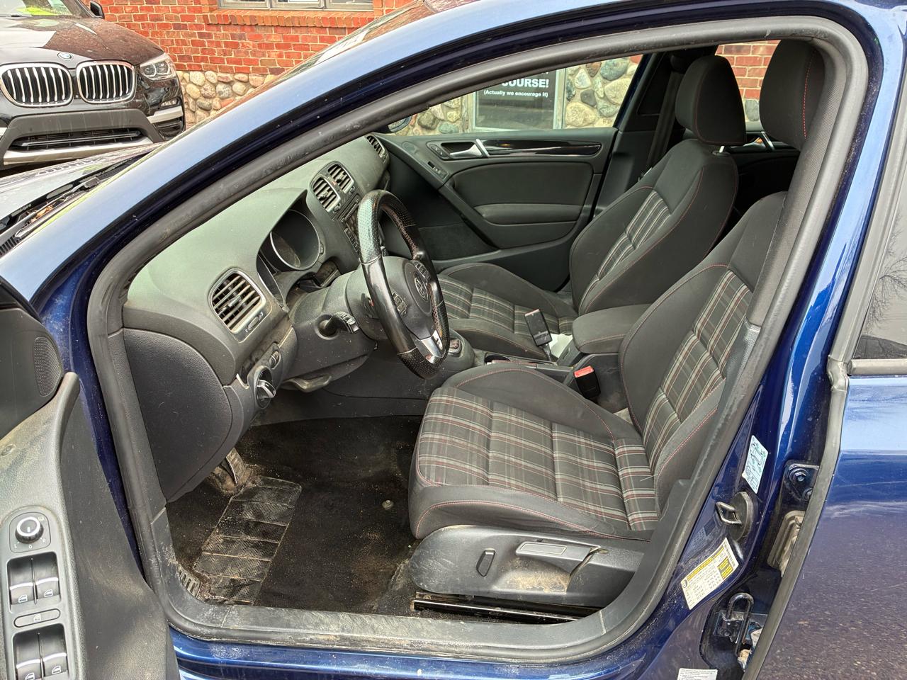 Volkswagen GTI 4-door 2012