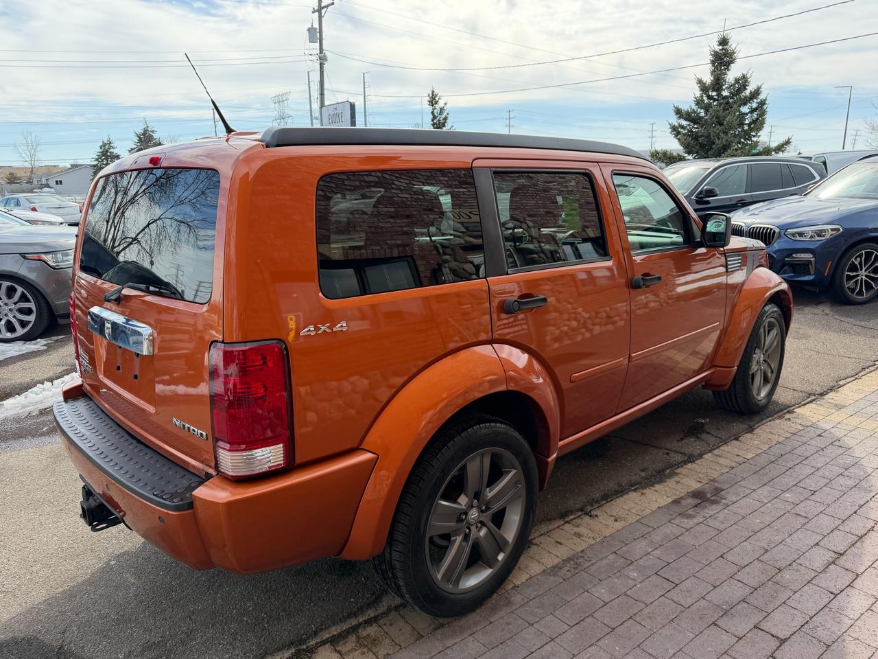 Dodge Nitro Shock 4WD 2011
