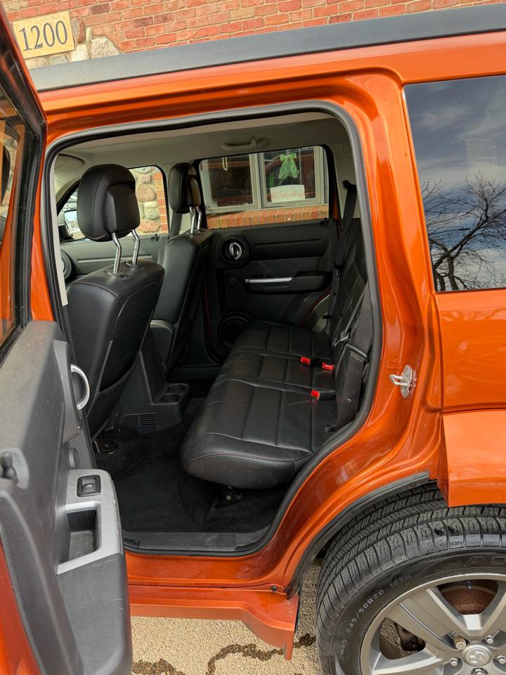 Dodge Nitro Shock 4WD 2011