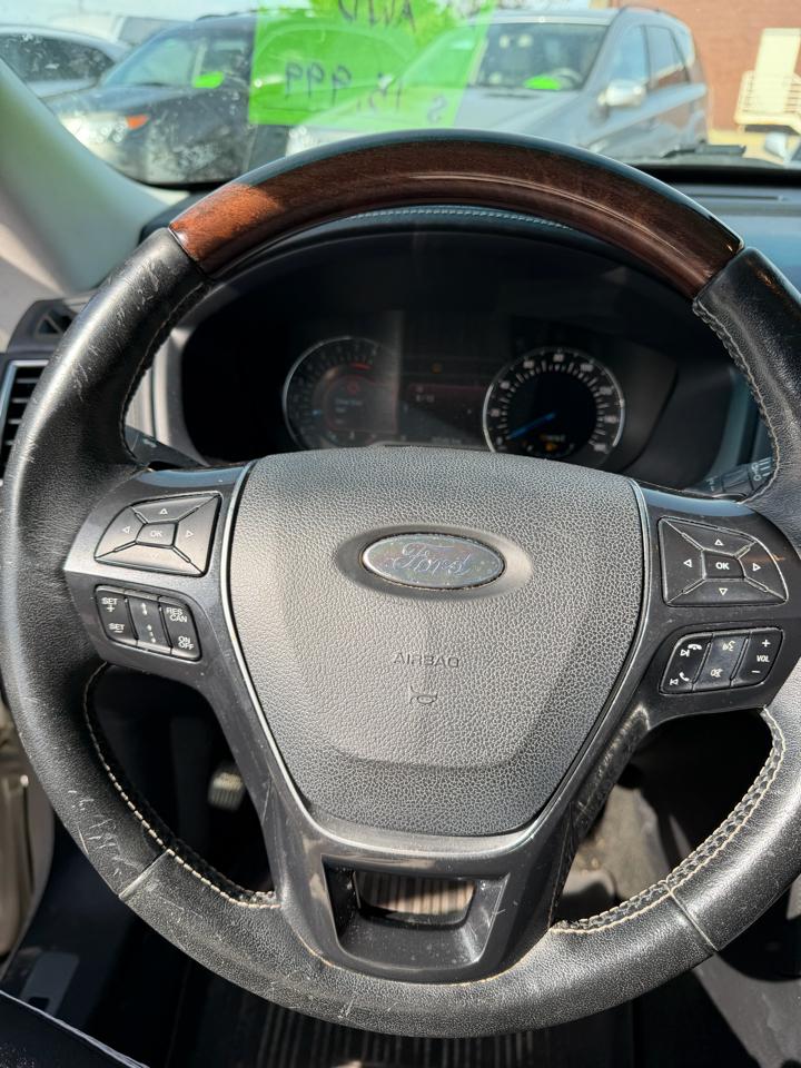 Ford Explorer Platinum AWD 2017