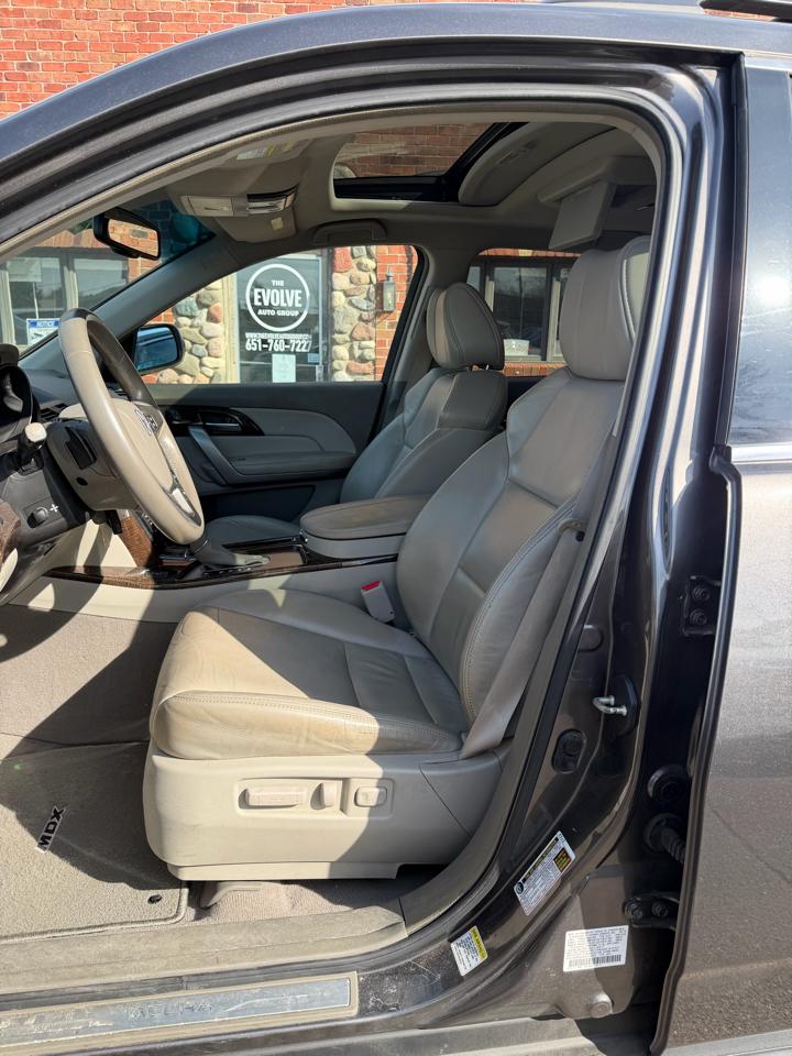 Acura MDX 6-Spd AT w/Tech and Entertainment Package 2012