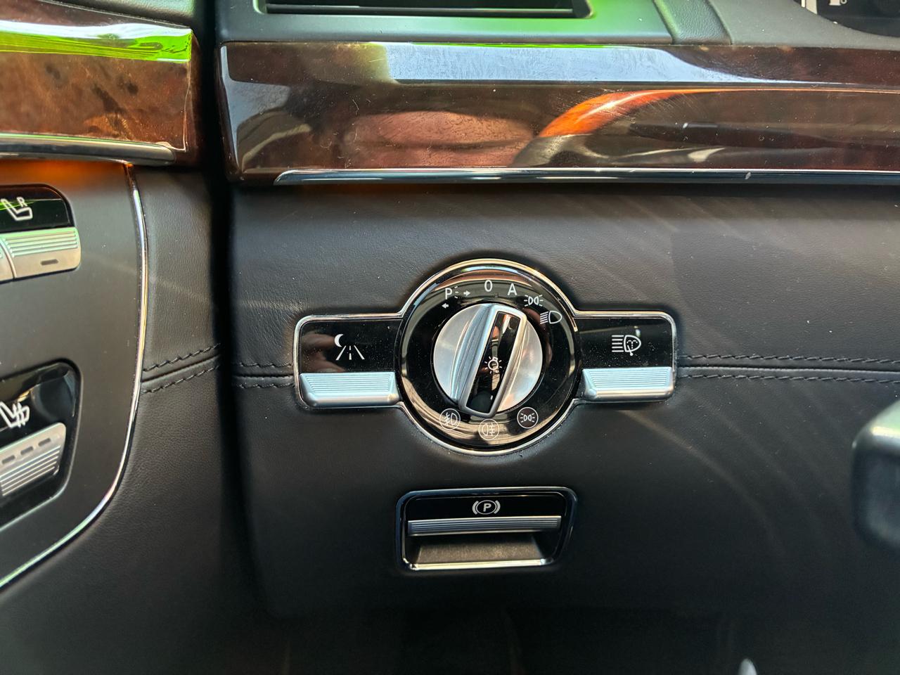 Mercedes-Benz S-Class S600 2007