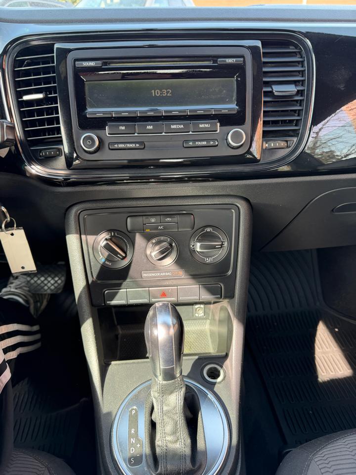 Volkswagen Beetle 1.8T 2014