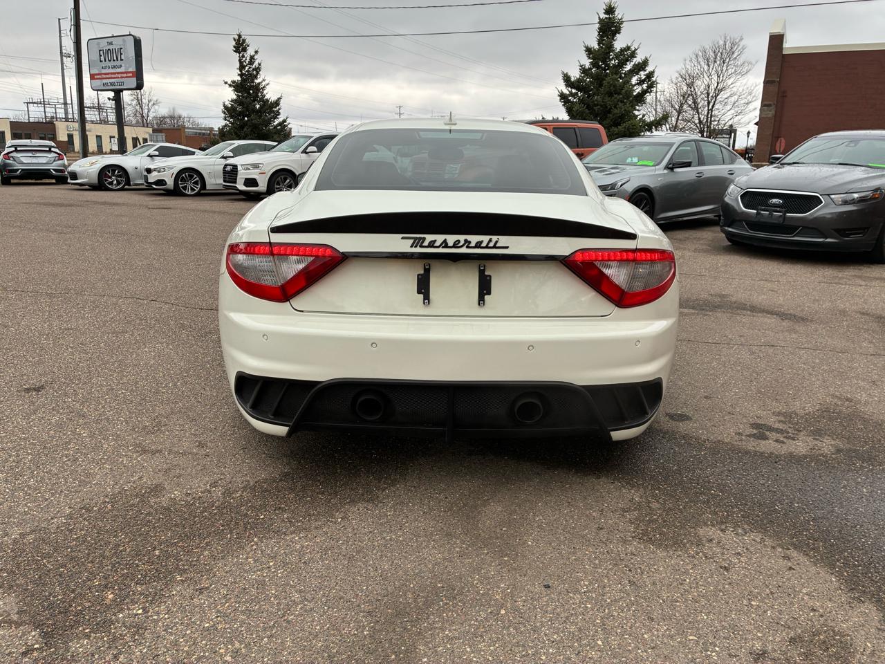 Maserati GranTurismo MC 2012