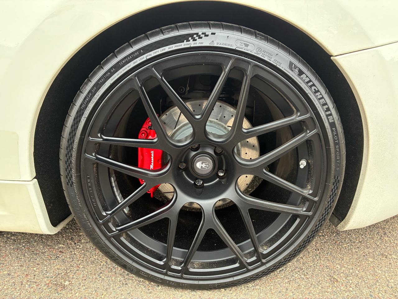 Maserati GranTurismo MC 2012