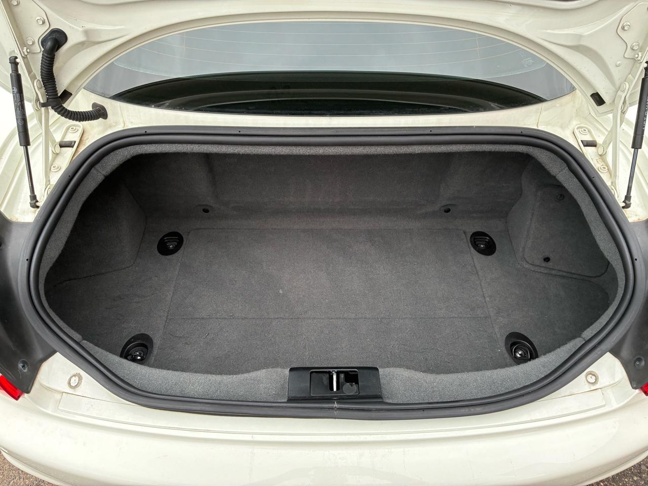 Maserati GranTurismo MC 2012