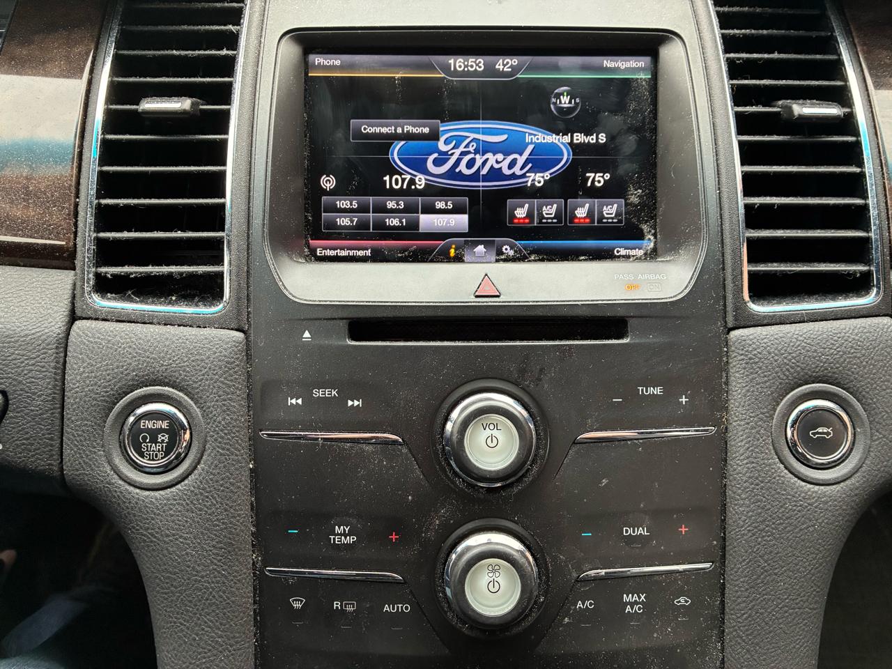 Ford Taurus Limited FWD 2014