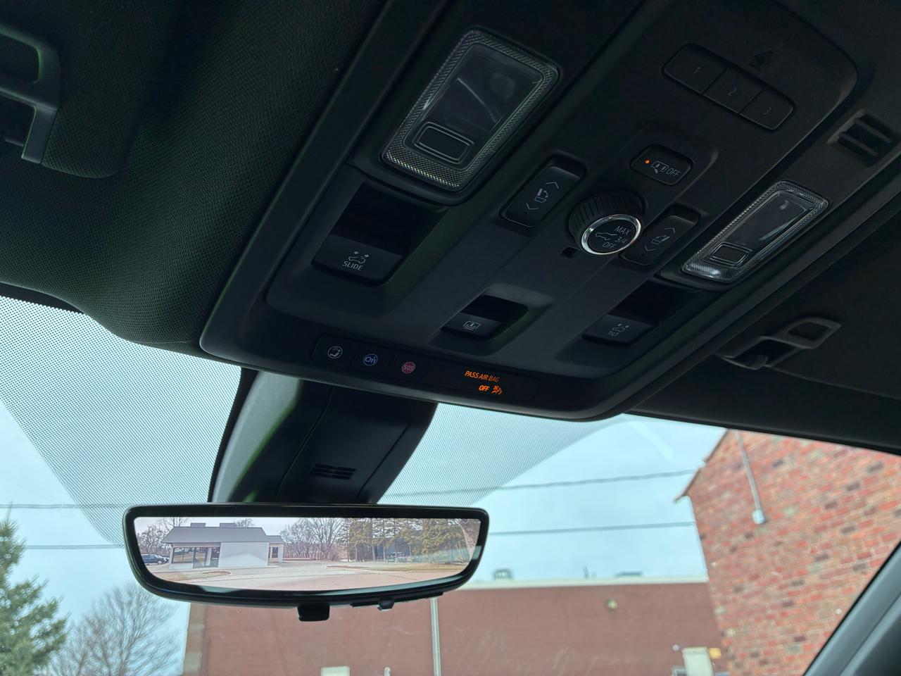 Chevrolet Tahoe Premier 4WD 2021