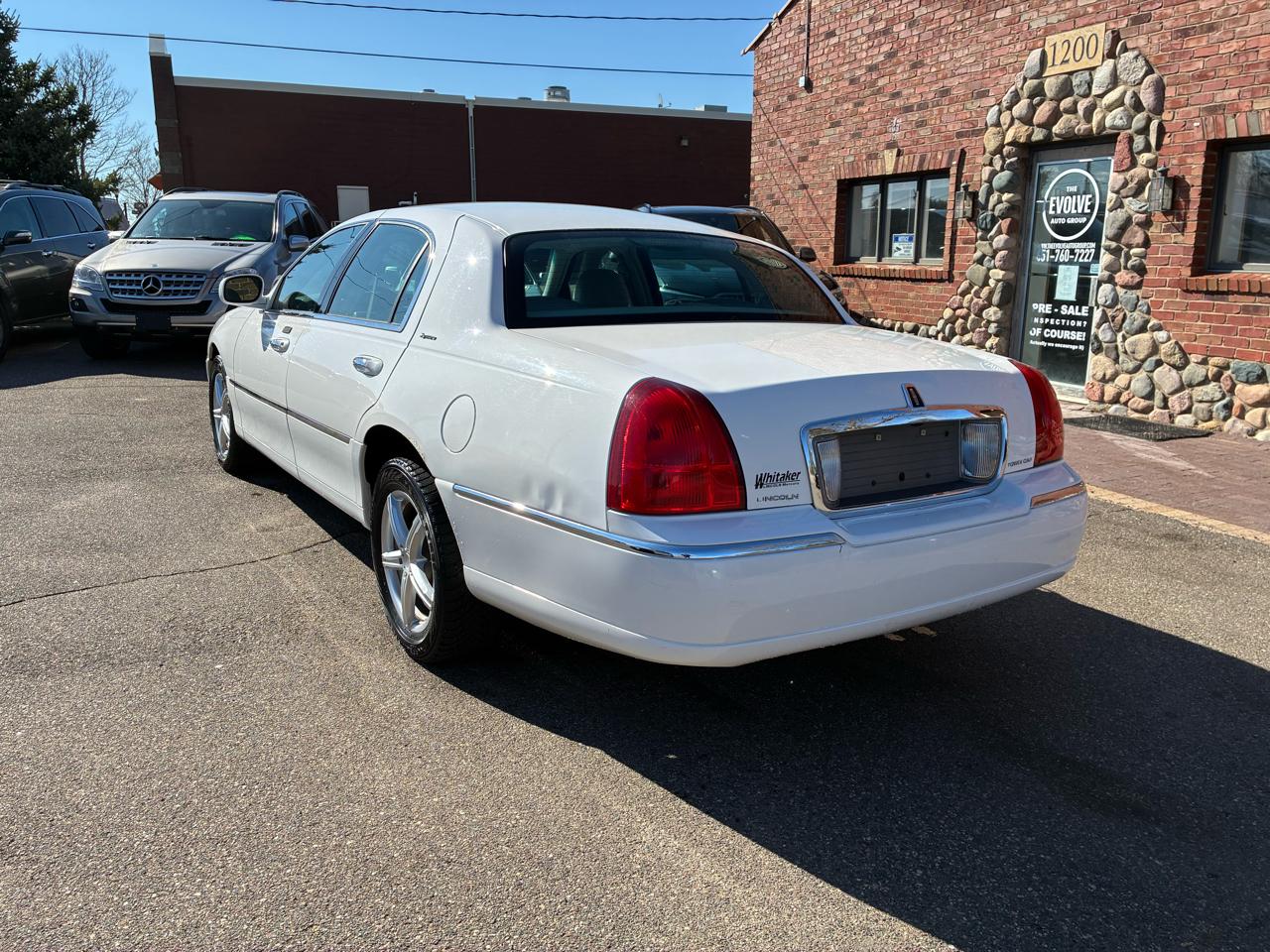 Lincoln Town Car Signature 2006