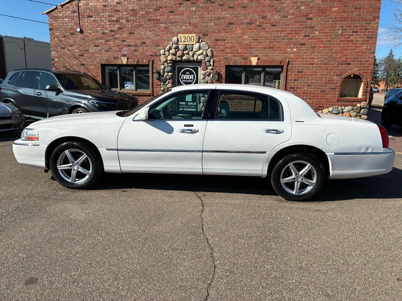 Lincoln Town Car Signature 2006