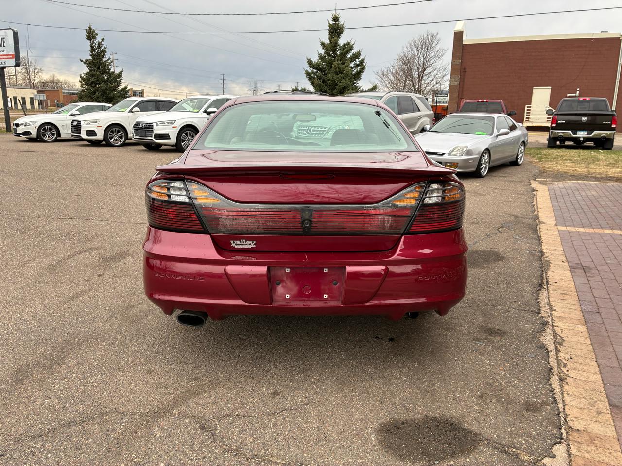 Pontiac Bonneville SLE 2003