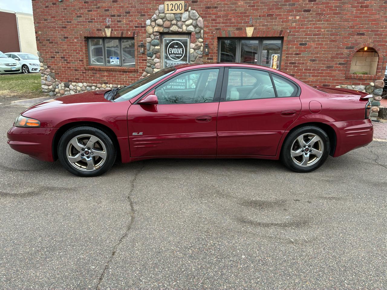 Pontiac Bonneville SLE 2003