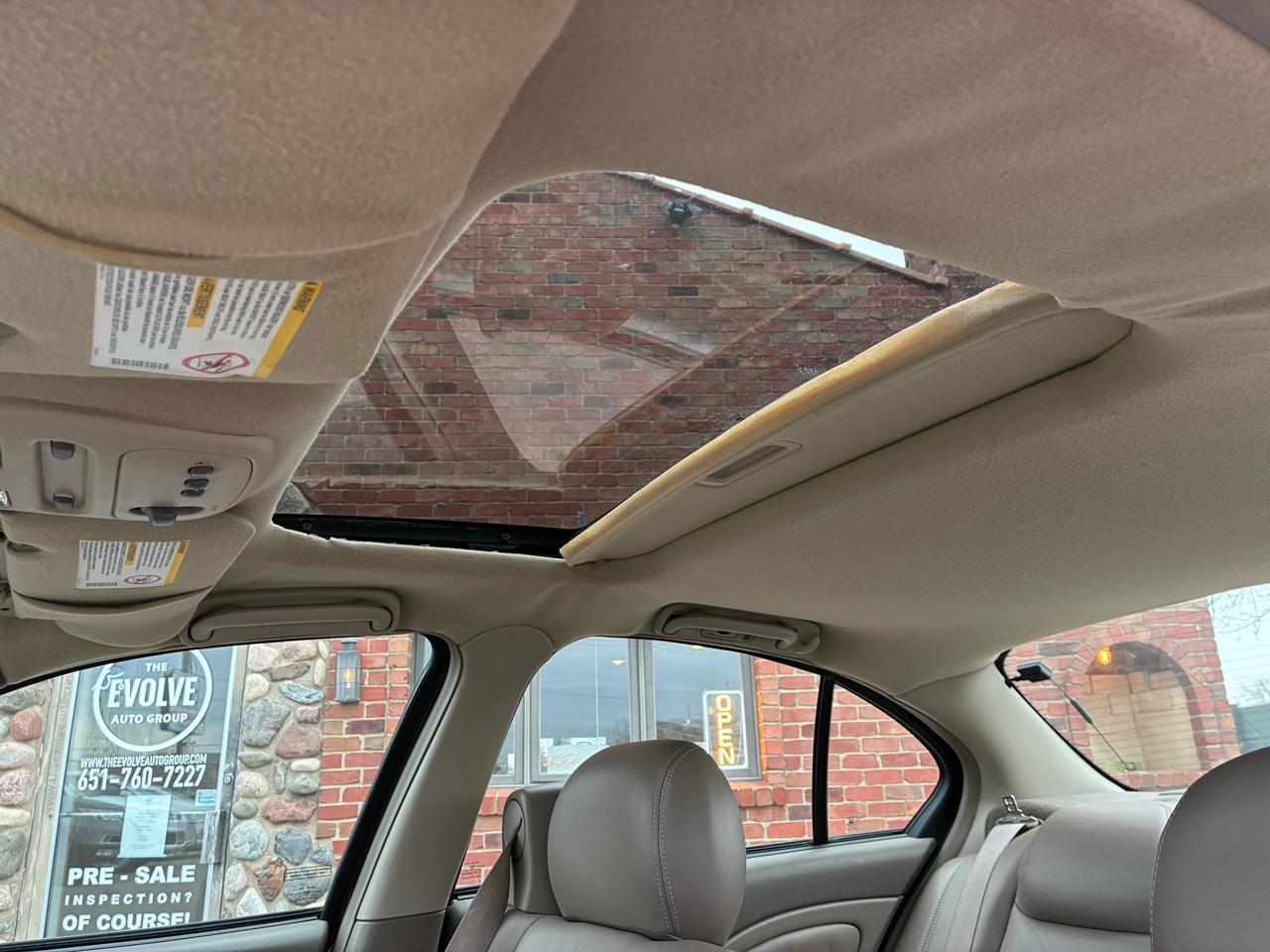 Pontiac Bonneville SLE 2003