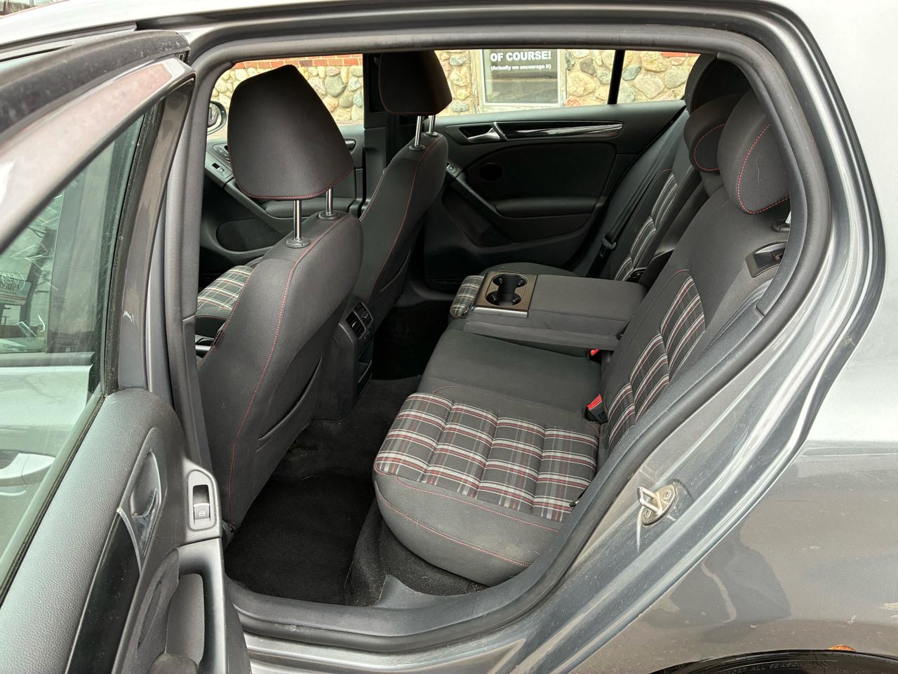 Volkswagen GTI 4-door 2013