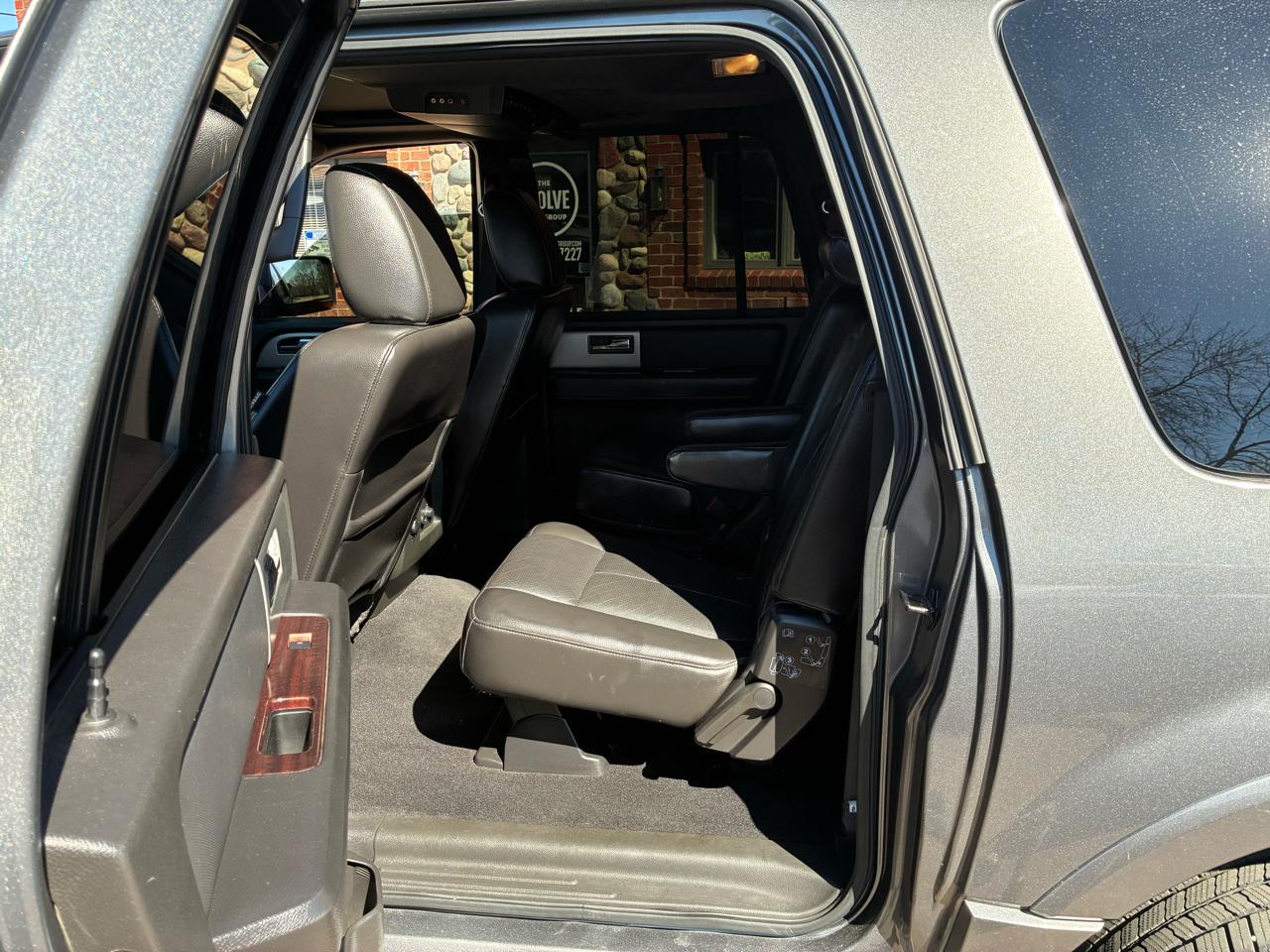 Ford Expedition EL Limited 4WD 2010