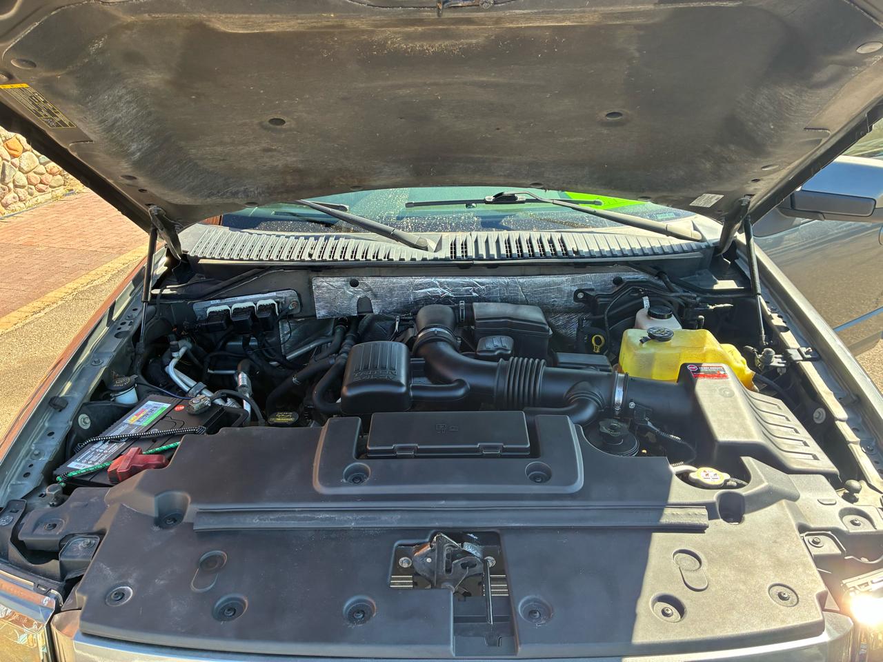 Ford Expedition EL Limited 4WD 2010