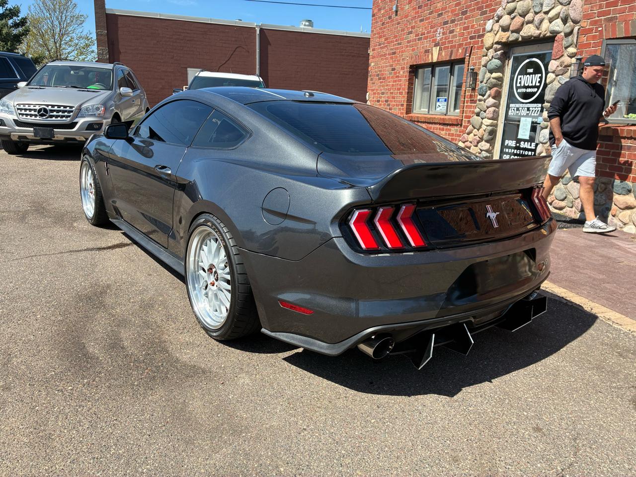 Ford Mustang EcoBoost Coupe 2017