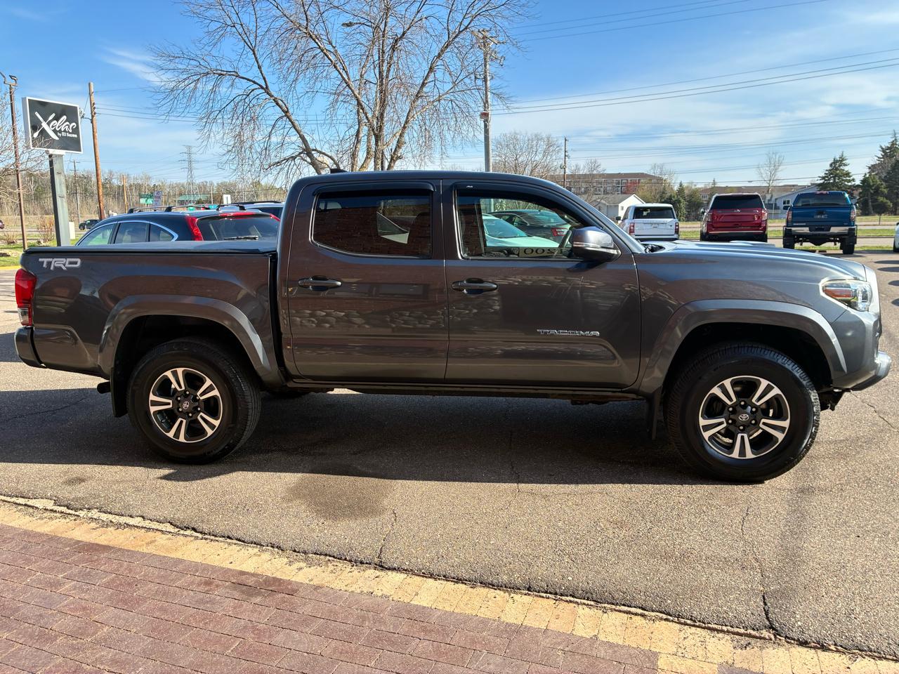Toyota Tacoma TRD Sport Double Cab 4WD V6 2017