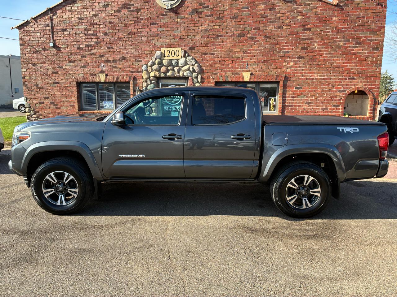 Toyota Tacoma TRD Sport Double Cab 4WD V6 2017