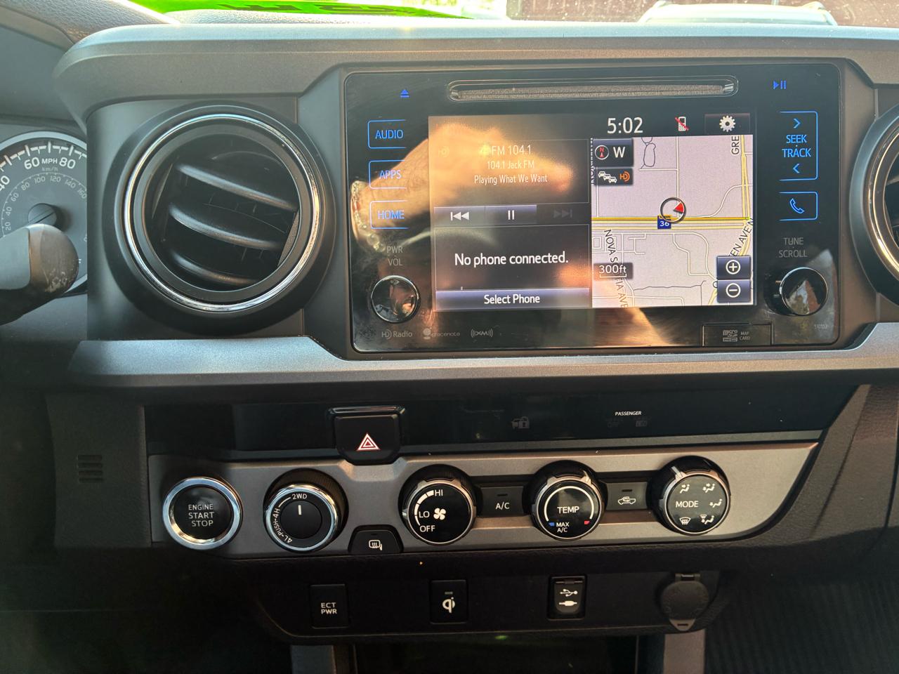 Toyota Tacoma TRD Sport Double Cab 4WD V6 2017
