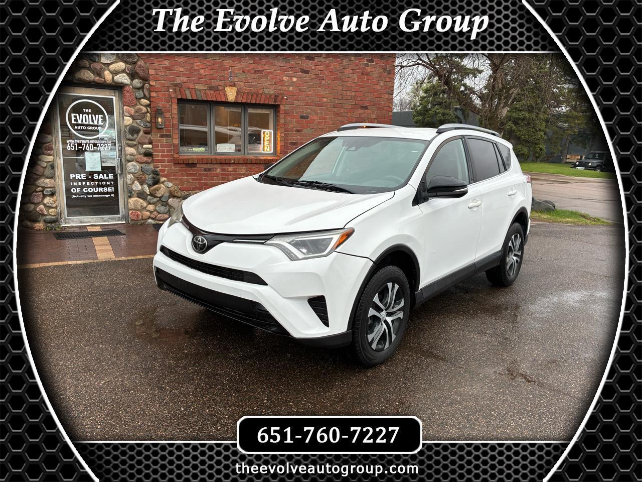 Toyota RAV4 LE FWD 2018