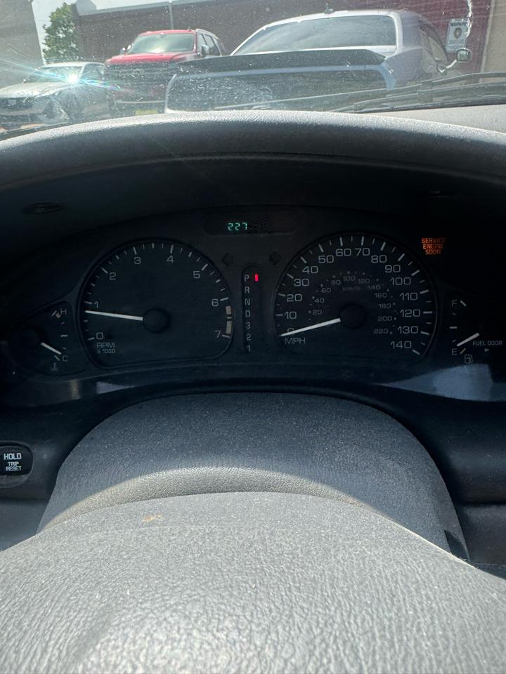 Oldsmobile Alero GLS Sedan 2003
