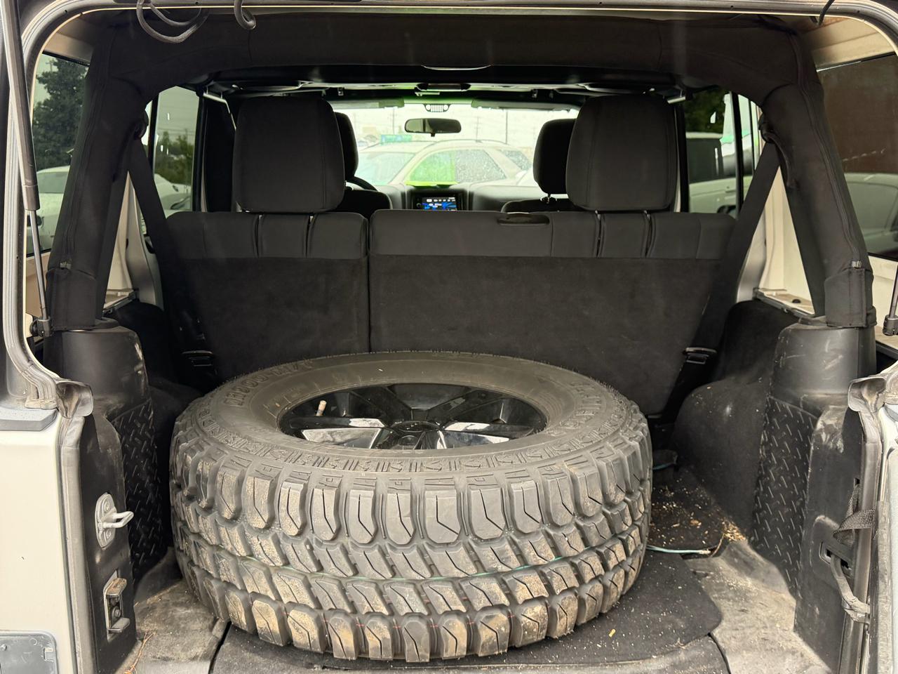 Jeep Wrangler Unlimited Sport 4WD 2011
