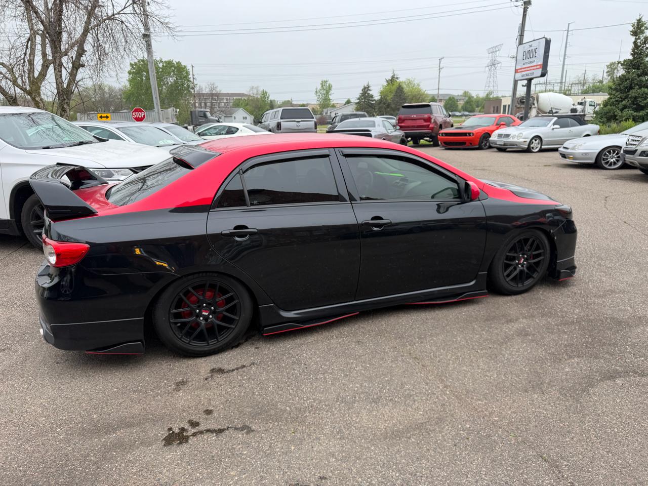 Toyota Corolla 4dr Sedan LE Auto 2012