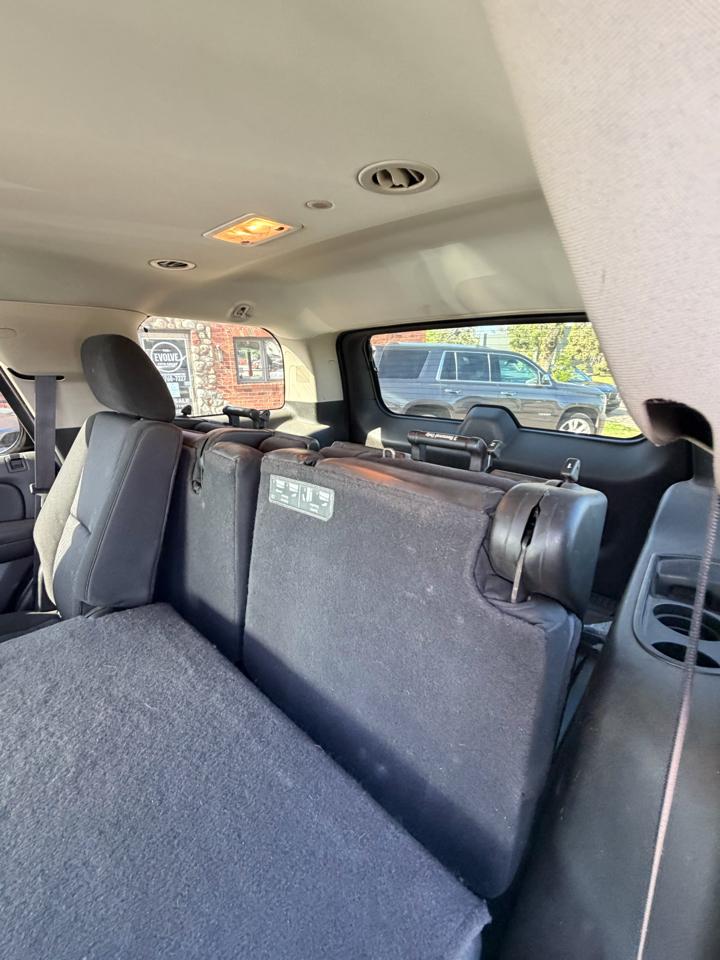 GMC Yukon SLE1 4WD 2011