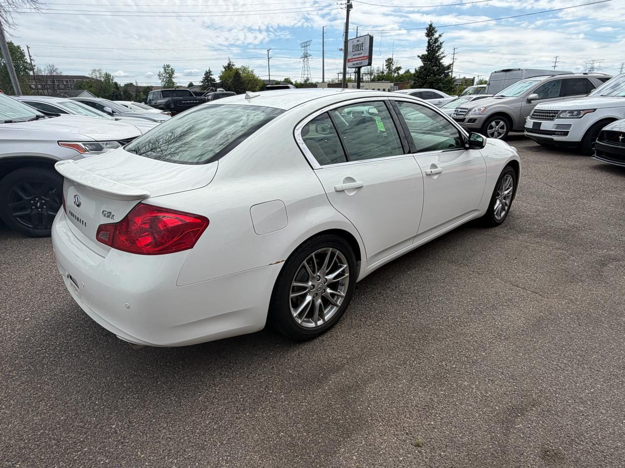 Infiniti G Sedan 37x AWD 2013
