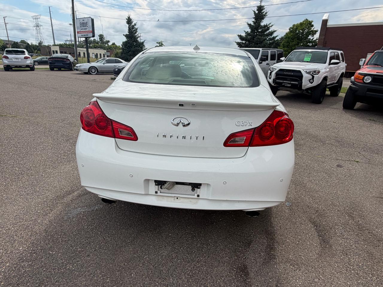 Infiniti G Sedan 37x AWD 2013