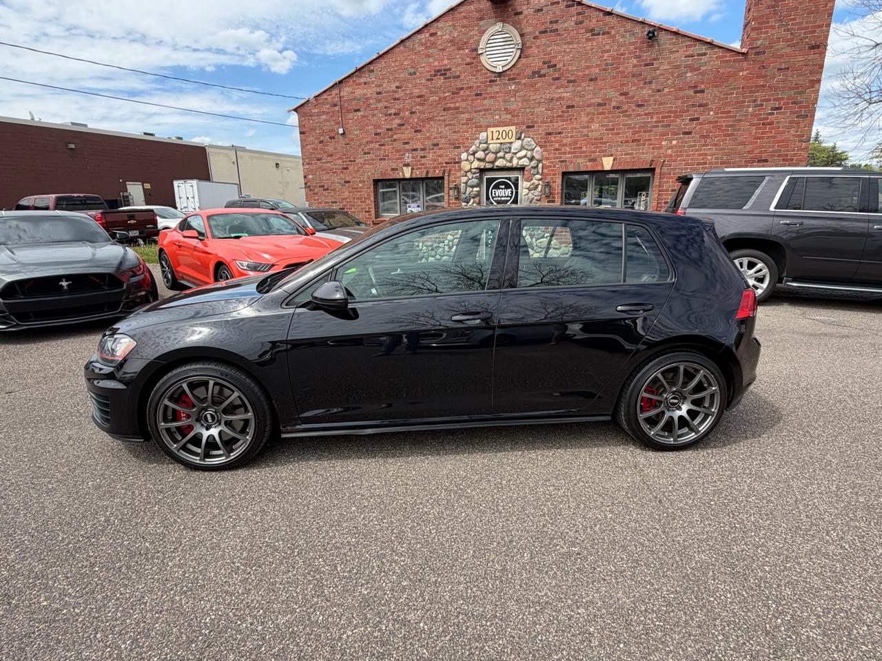 Volkswagen GTI Autobahn 6A 4-Door 2016